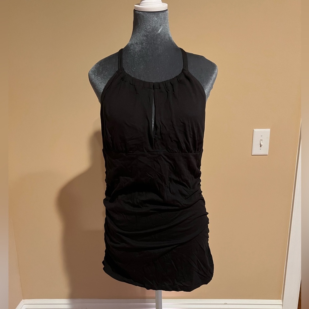 Women’s build in Bra top black Sz Lg